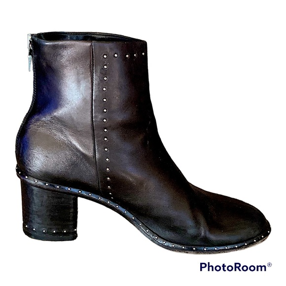 EUC sz 37,5 RAG AND BONE studded bootie with zip back - Picture 2 of 5